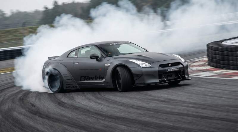 麻豆GTR漂移视频